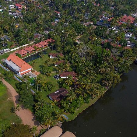 Palmgrove Lake Resort Alappuzha Luaran gambar