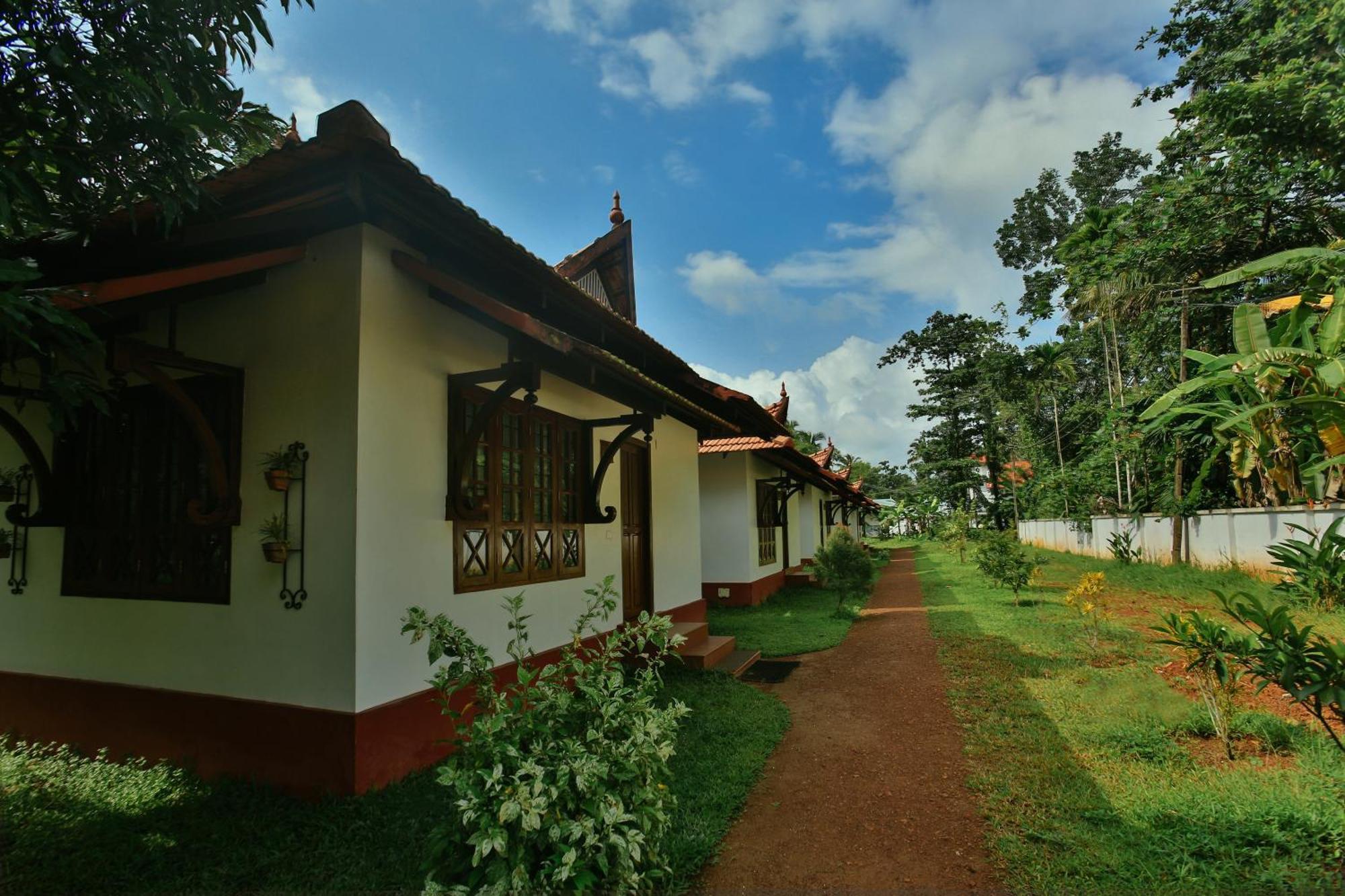 Palmgrove Lake Resort Alappuzha Luaran gambar
