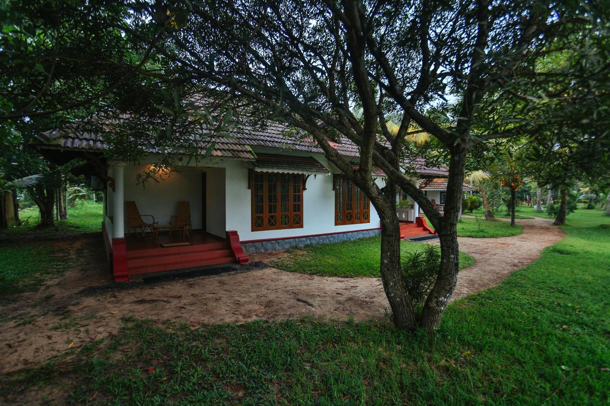 Palmgrove Lake Resort Alappuzha Luaran gambar