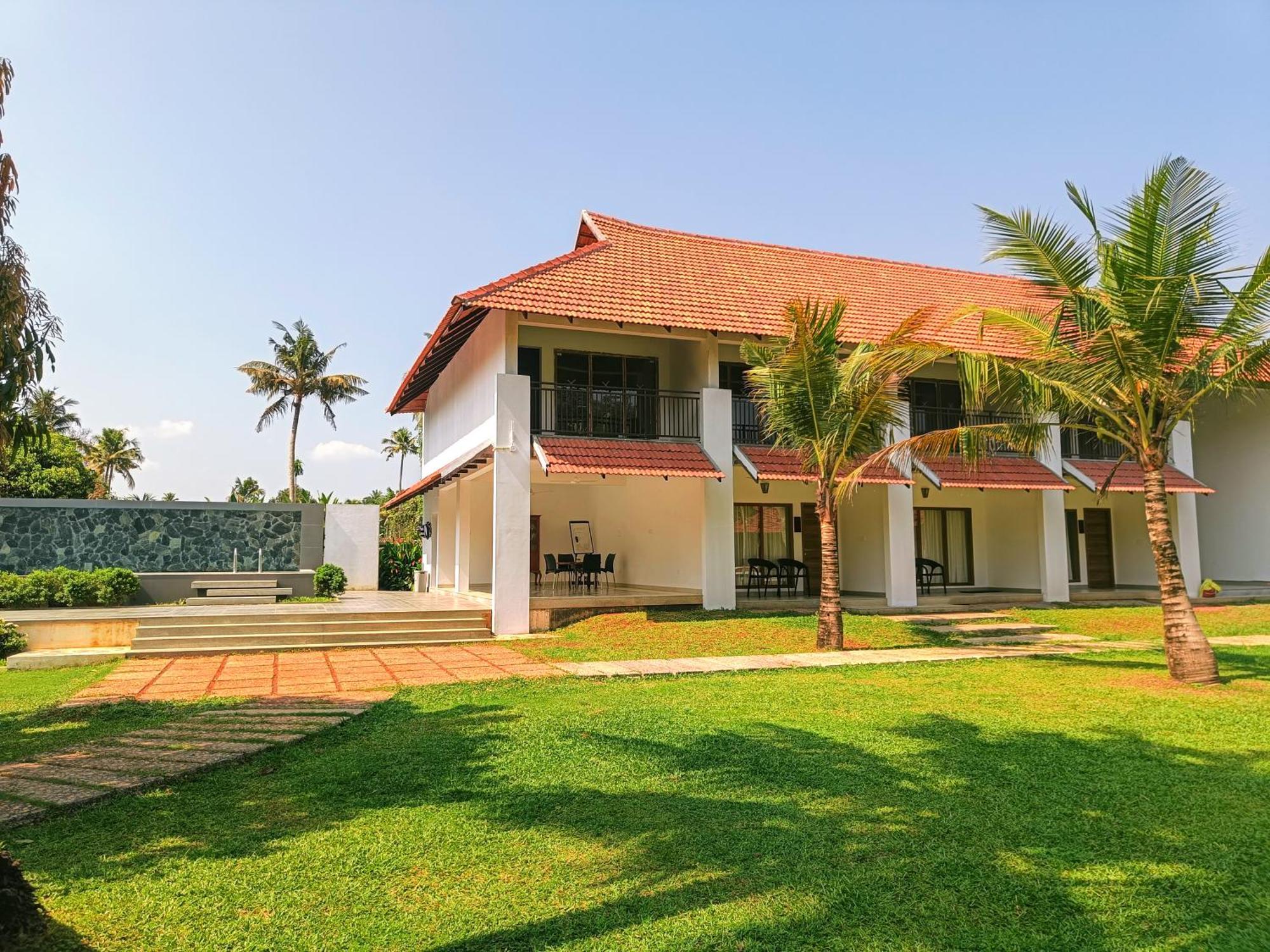 Palmgrove Lake Resort Alappuzha Luaran gambar