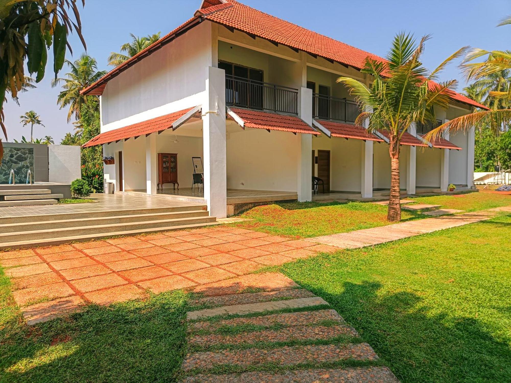 Palmgrove Lake Resort Alappuzha Luaran gambar