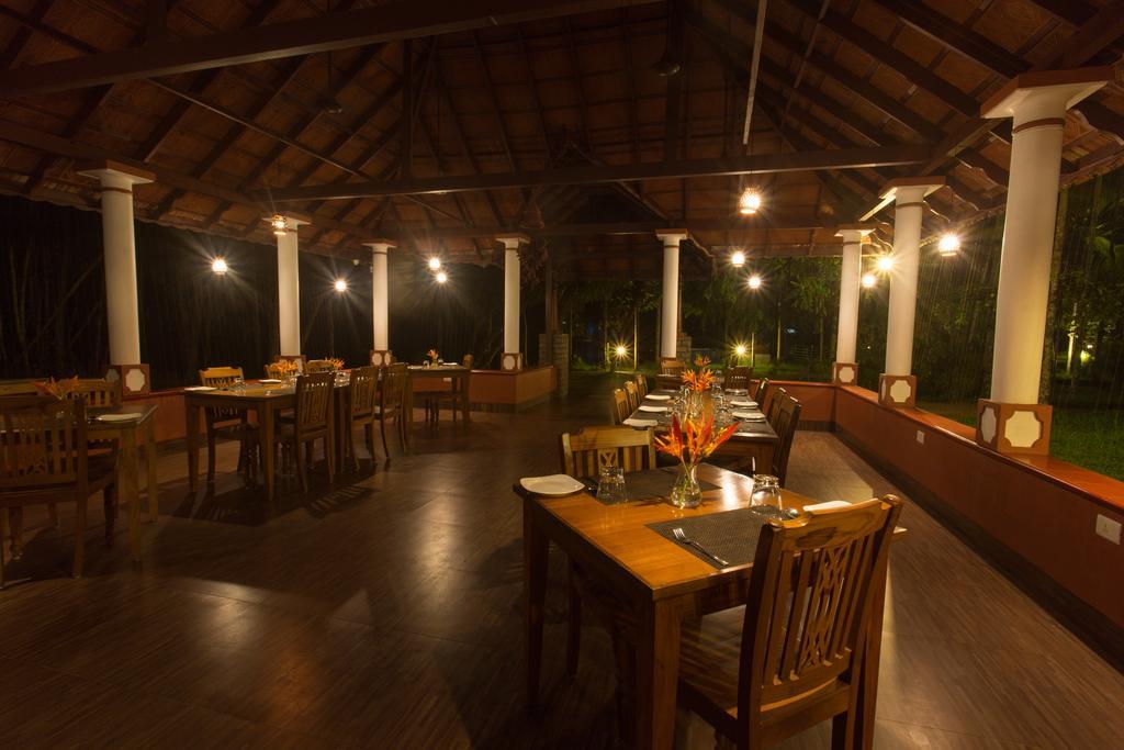 Palmgrove Lake Resort Alappuzha Luaran gambar