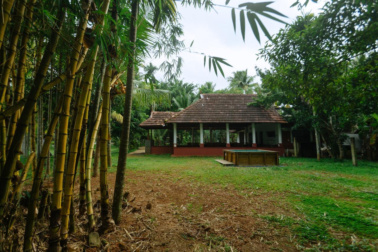 Palmgrove Lake Resort Alappuzha Luaran gambar