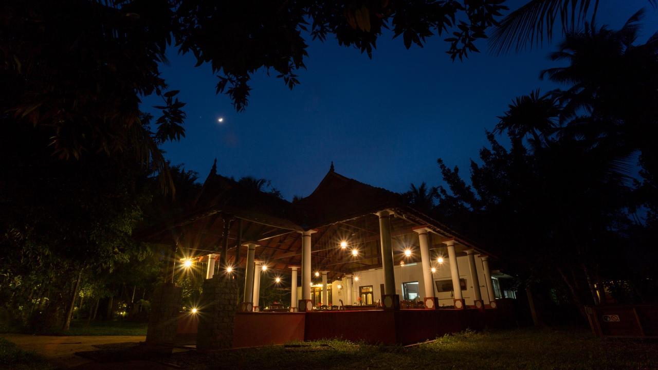 Palmgrove Lake Resort Alappuzha Luaran gambar
